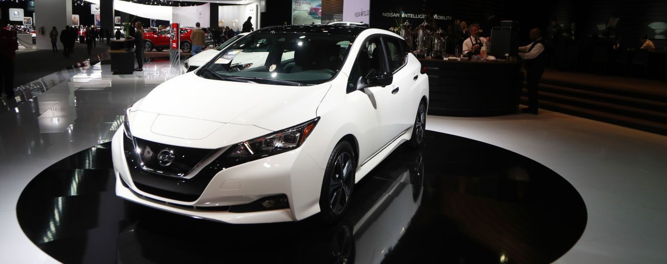 Nissan спустив з конвеєра півмільйонний електрокар, який є бестселером українського ринку