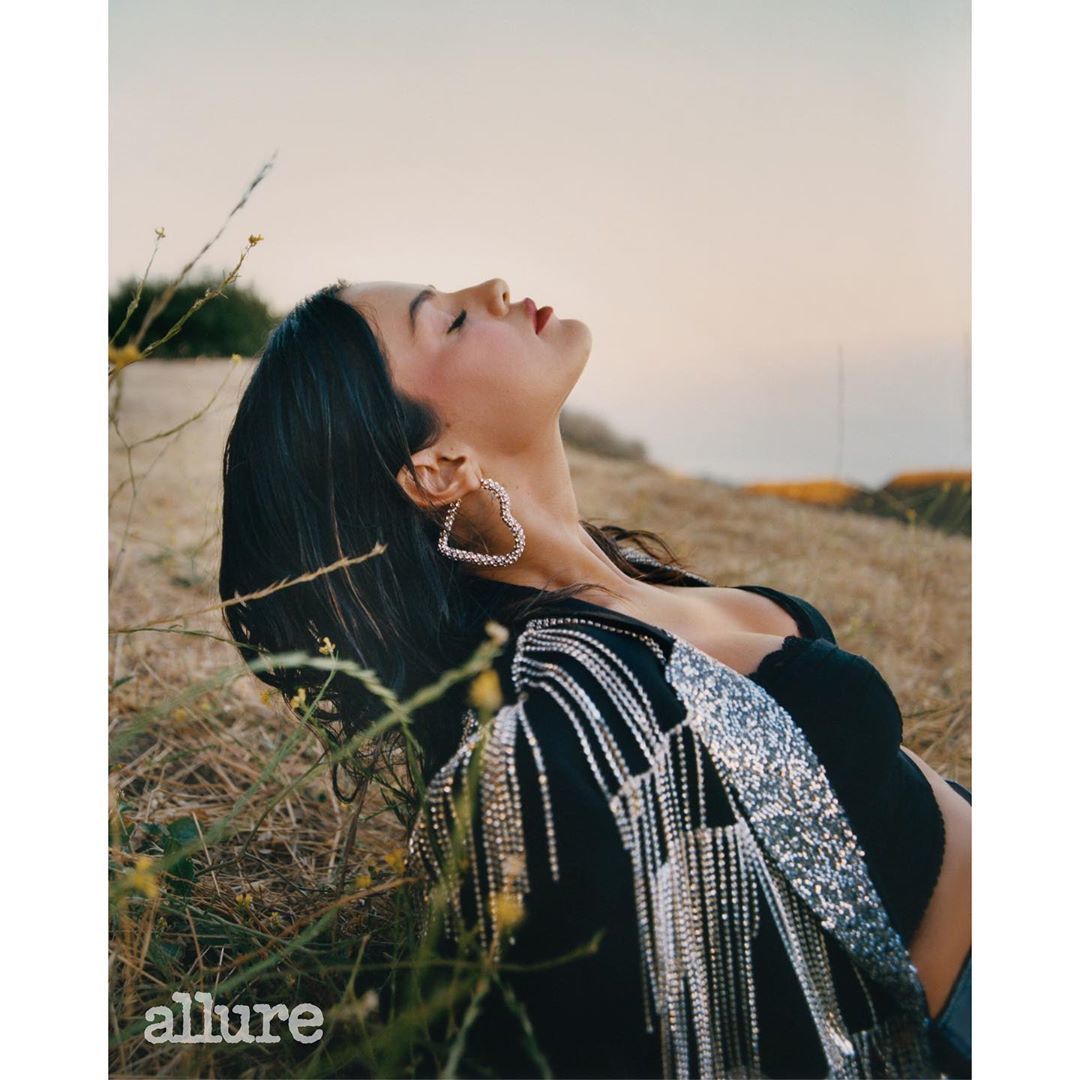 Селена Гомес для Allure_2