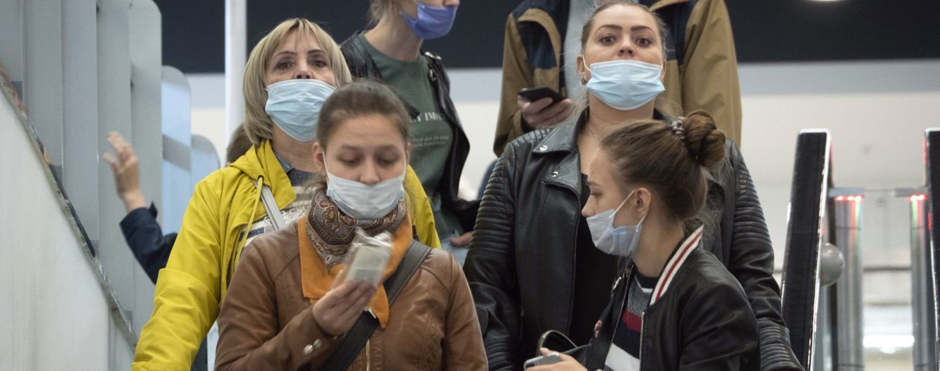 "Червоний" Харків відмовився зупиняти громадський транспорт та закривати кафе