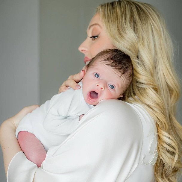 Тиффани Трамп с сыном Александром / © Instagram Тиффани Трамп