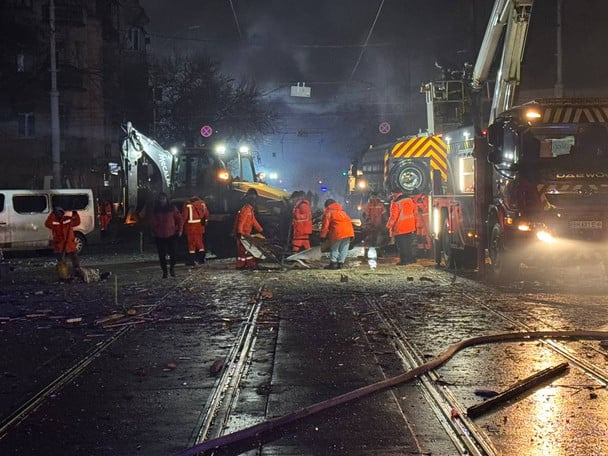В Одесі пошкоджено об’єкт інфраструктури, житлові будинки, дитячий садок, магазин та будівельний майданчик. / © Facebook / Сергій Лисак
