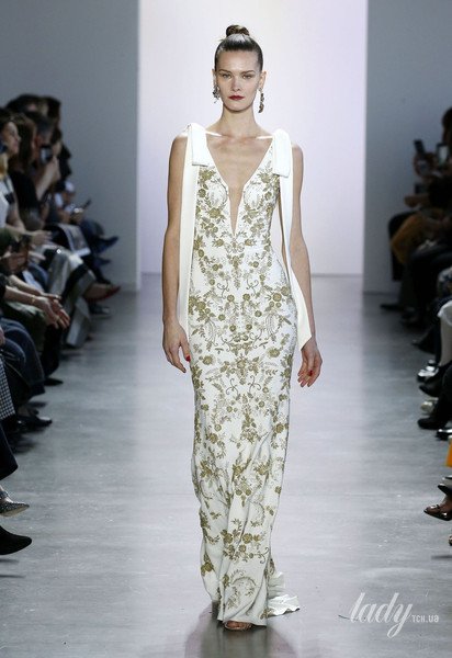 Колекція Badgley Mischka прет-а-порте сезону осінь-зима 2020-2021 / © East News