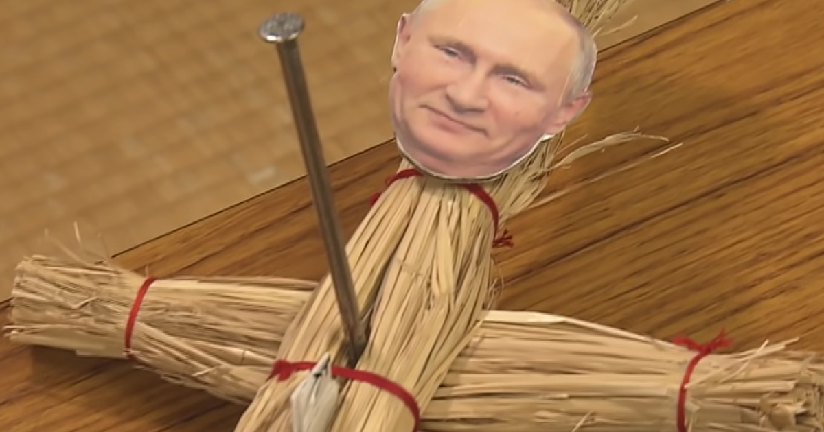 Война в Украине: в Японии делают куклы вуду Путина — Мир