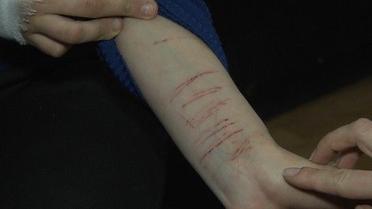у Києві врятували школярку, яка збиралася стрибнути з  багатоповерхівки_5 / © ГУ НП у г. Киеве
