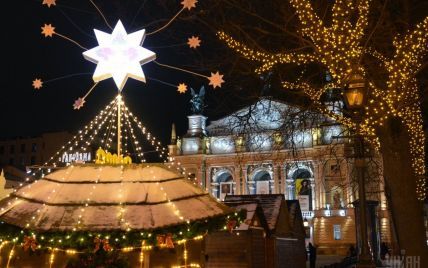 Велетенський Дідух, благодійні обіди та святкові ярмарки. Як Київ та Львів зустрічають Різдво
