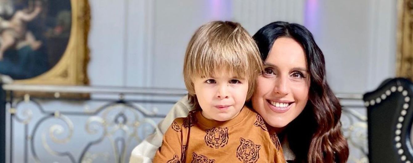 "Люблю - не можу!": Джамала замилувала знімками з підрослим старшим сином