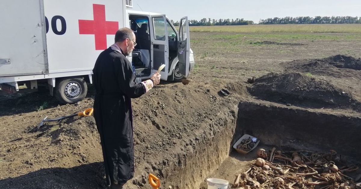 Масштабна експедиція під Харковом: пошуковці знайшли останки понад сотні бійців
