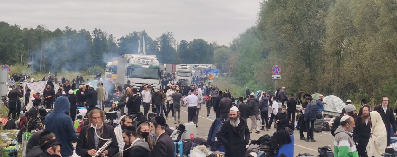 COVID-19 не мешает широко отмечать дни городов, но не позволяет вьехать в Украину паломникам-евреям — раввин Мота Франк