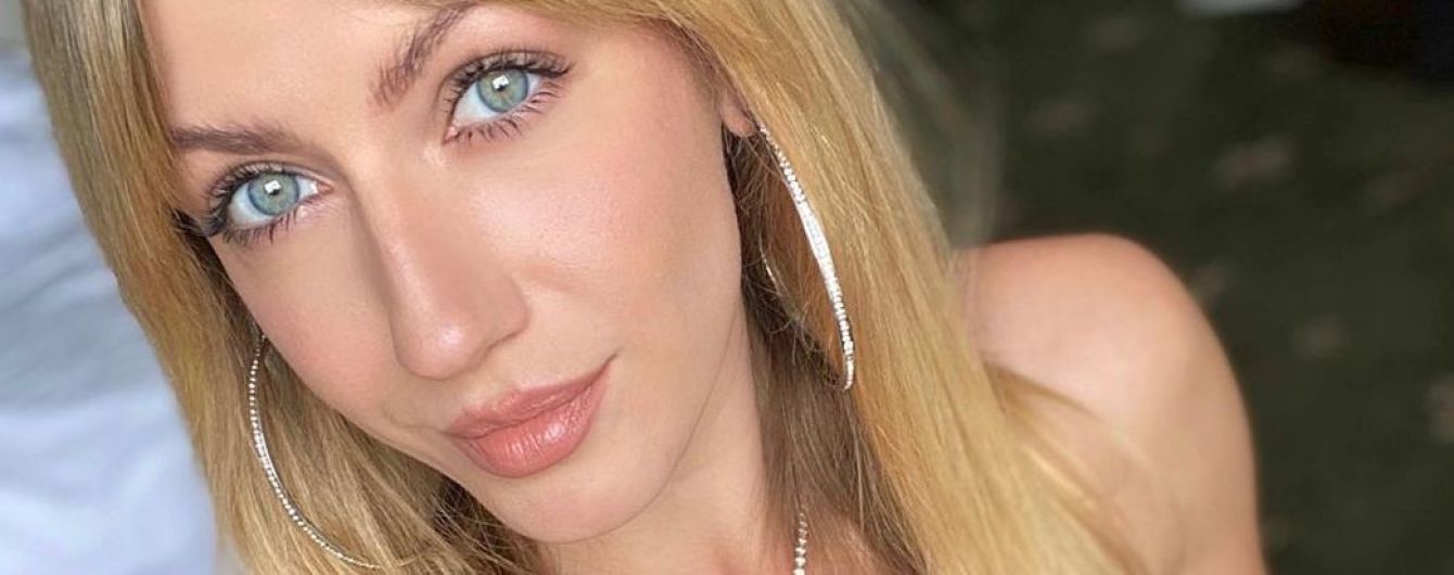 В купальнике с пикантным разрезом: Леся Никитюк показала новое фото с отдыха