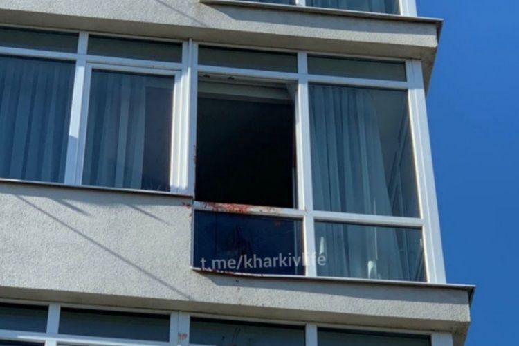 самогубство в Харкові