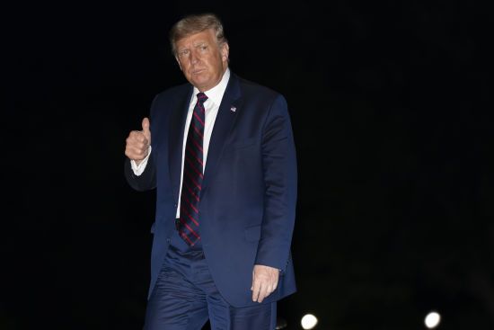 Трамп повідомив, коли в США стартує вакцинація проти коронавірусу