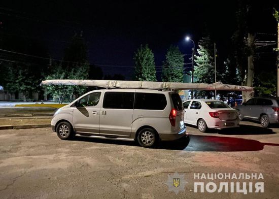 У іноземця, який прибув на змагання до Дніпра, викрали човен вартістю 15 тисяч доларів