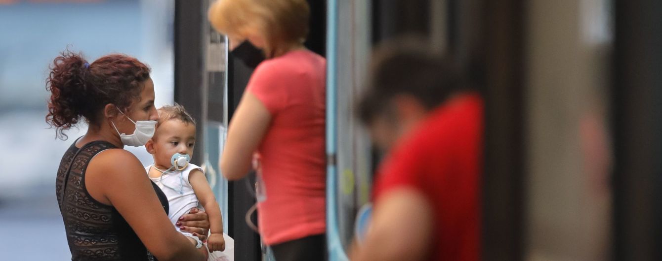 Коронавірус в Україні 21 вересня: нетиповий перебіг хвороби та що робити після контакту з хворим