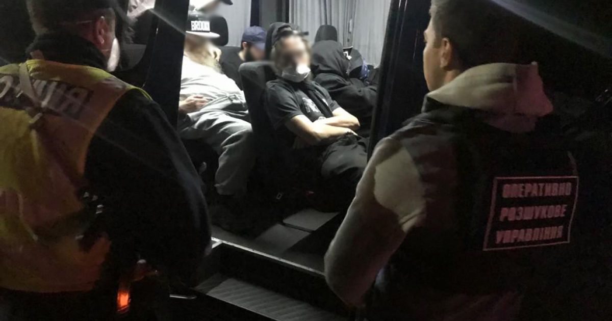 В Мукачево задержали хасидов, которые пытались незаконно попасть в Украину