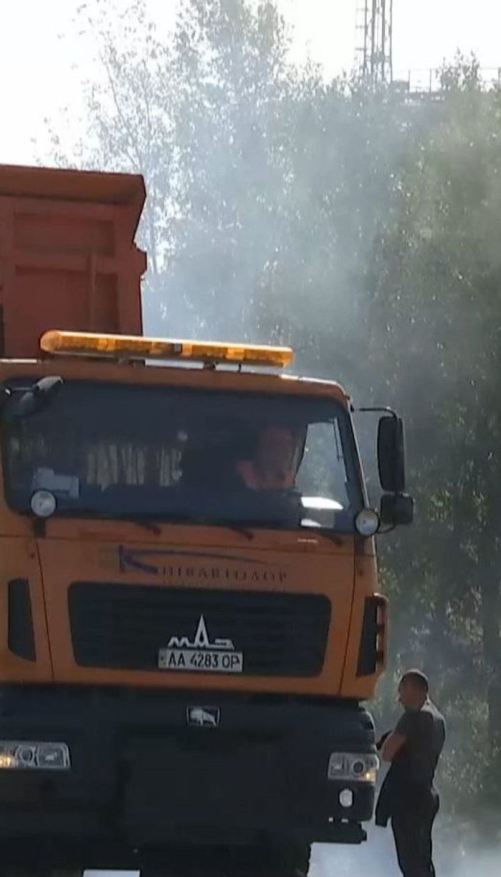 Смог і сморід: пожежа на сміттєзвалищі у Києві може вплинути на здоров`я киян