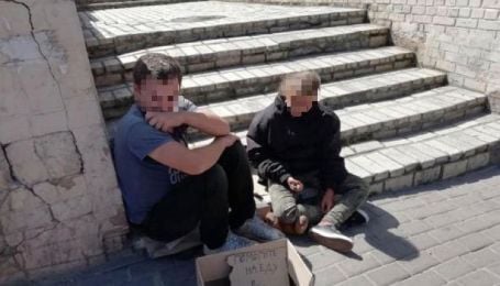 У Києві чоловік використовував для жебрацтва чужу дитину з порушенням розумового розвитку