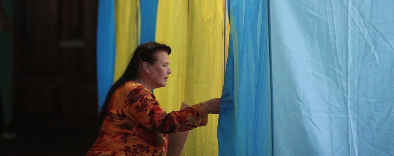 У прифронтових районах Донбасу все ж відбудуться вибори, але лише до районних рад