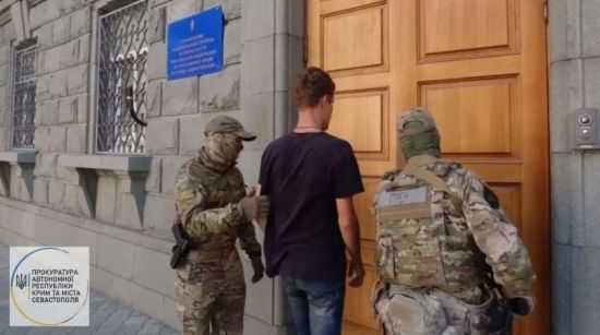 Поехал отдыхать на полуостров: оккупанты в Крыму отправили в СИЗО 22-летнего украинца