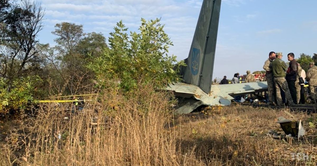 Експерт "Антонова" спростовує версію катастрофи літака через відмову двигуна і перевантаженість