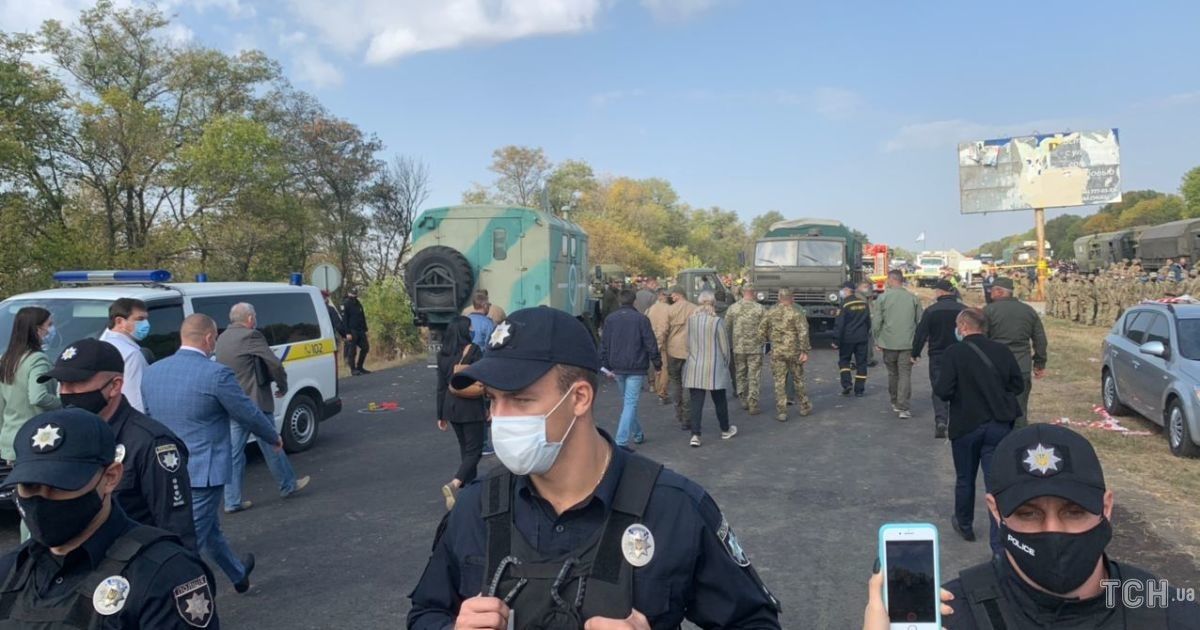 Після катастрофи літака під Харковом знайдені всі тіла загиблих