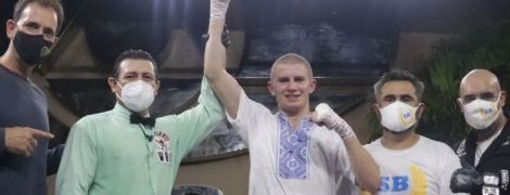 Тотальне знищення: непереможний український боксер здобув 18 поспіль звитягу нокаутом (відео)