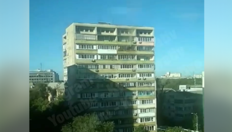 У Києві спалахнула багатоповерхівка: очевидці опублікували відео