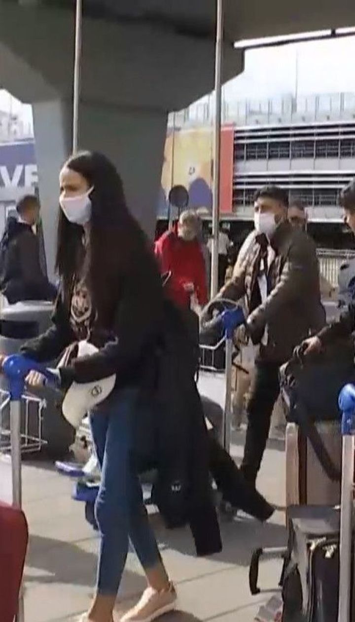 Уряд посилив вимоги в'їзду в Україну для іноземців