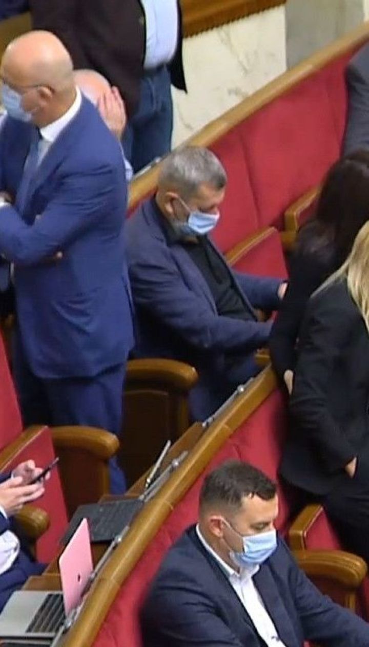 Через спалах COVID-19 Верховна Рада пішла на карантин до кінця жовтня