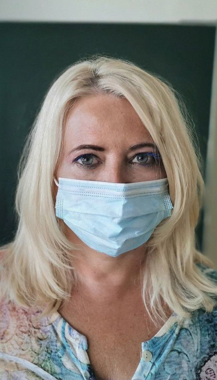 День учителя: ТСН выяснила, почему профессия учителя в Украине вимирает