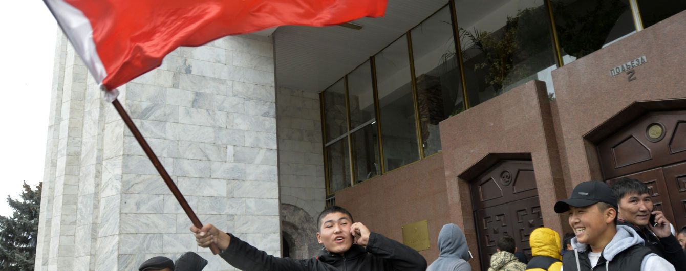 ЦИК Кыргызстана назвала условия, при которых назначит повторные парламентские выборы в стране