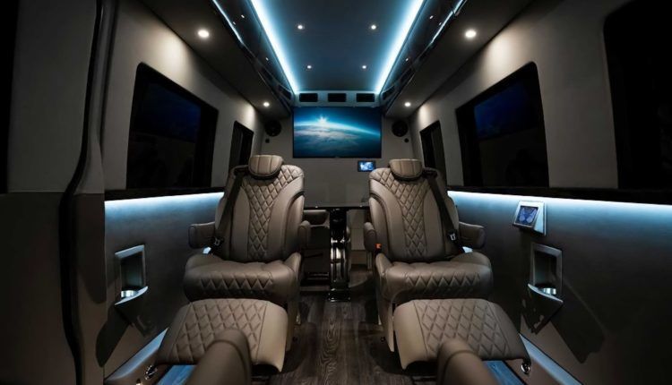 Mercedes-Benz Sprinter всередині