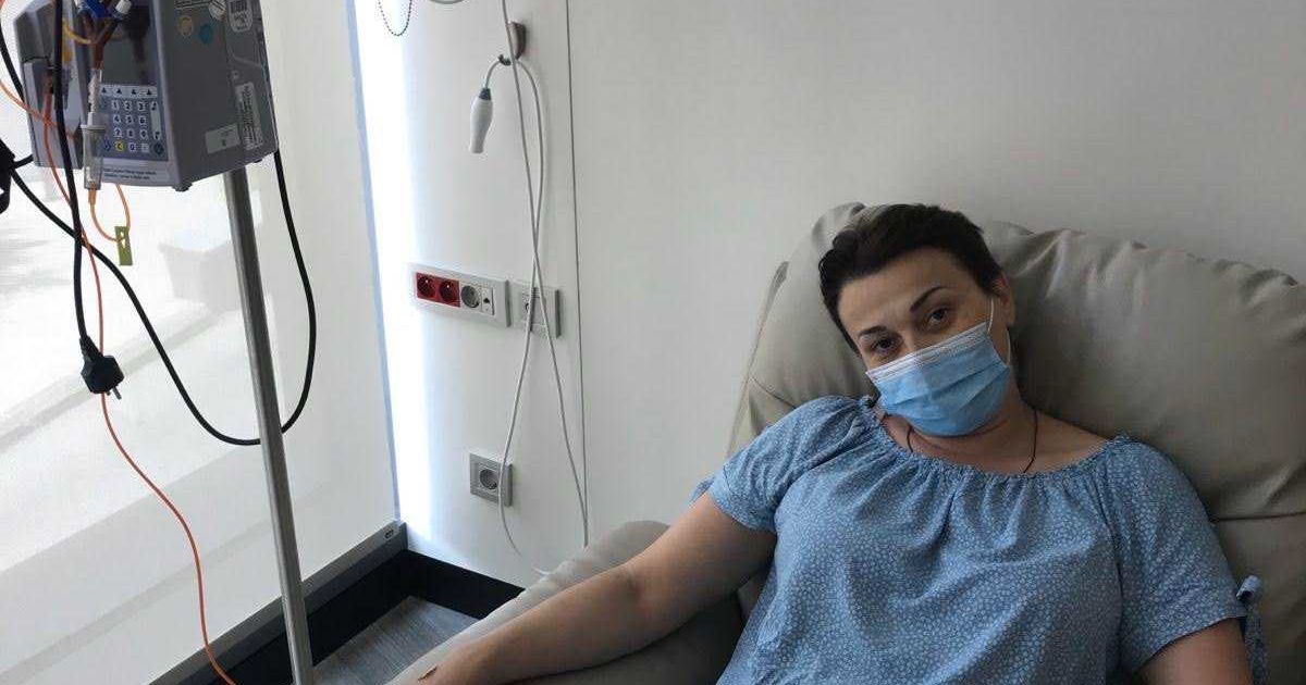 Вже два роки Валерія бореться із онкологією, їй потрібна допомога