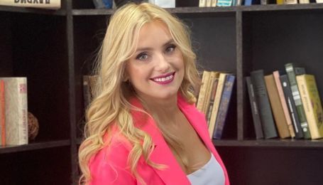 В вышиванках и с улыбками: Ирина Федишин показала фотографии со своими родителями