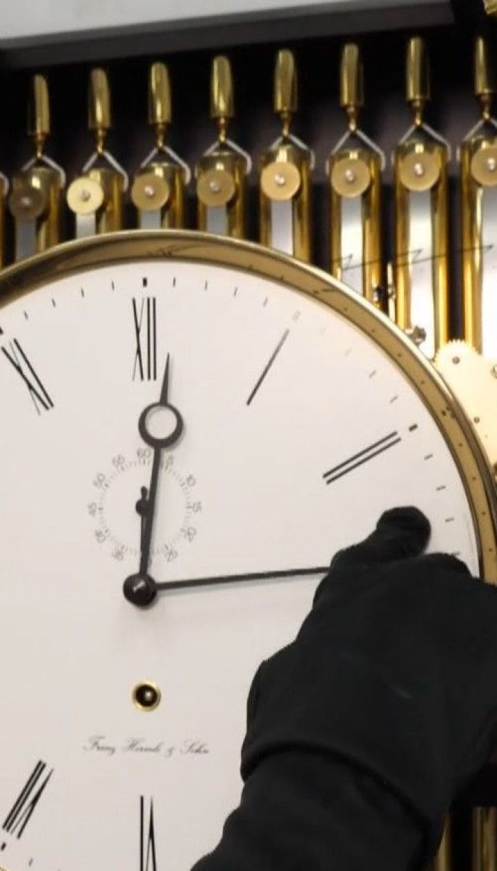Інфаркти та депресії: як переведення часу впливає на здоров'я