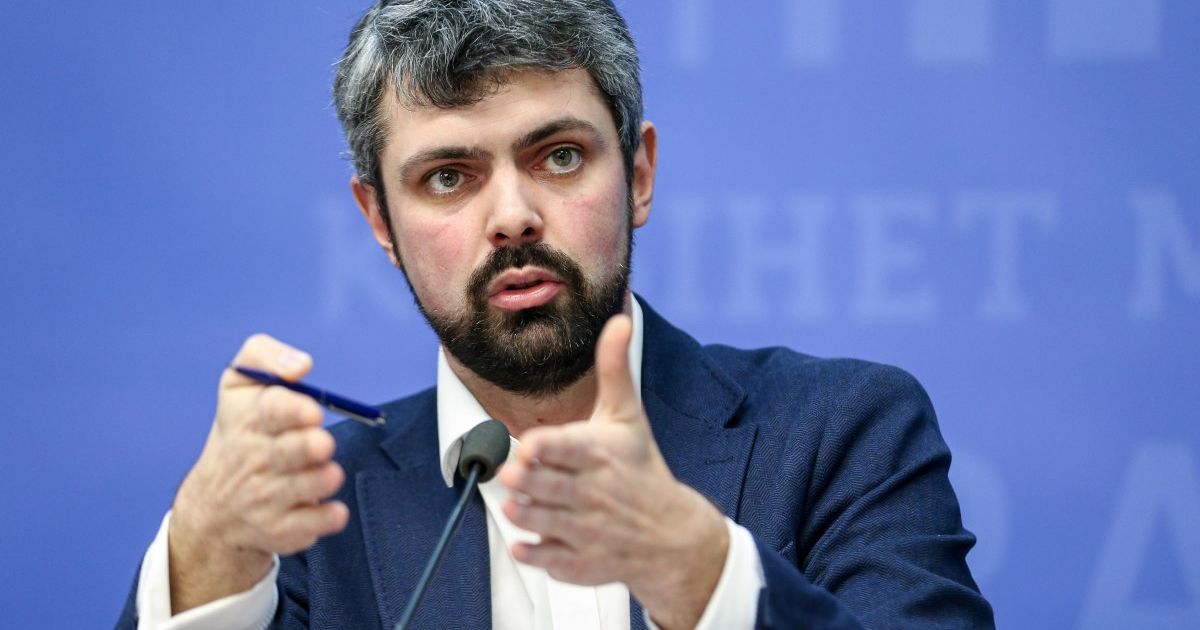 "Советчина": в Институте нацпамяти назвали "нелогичным" выходной 8 марта