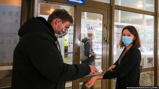 Хто перемагає у Києві: дані екзит-полів