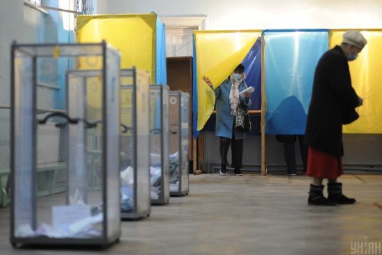 Езит-пол: хто перемагає на виборах в Черкасах