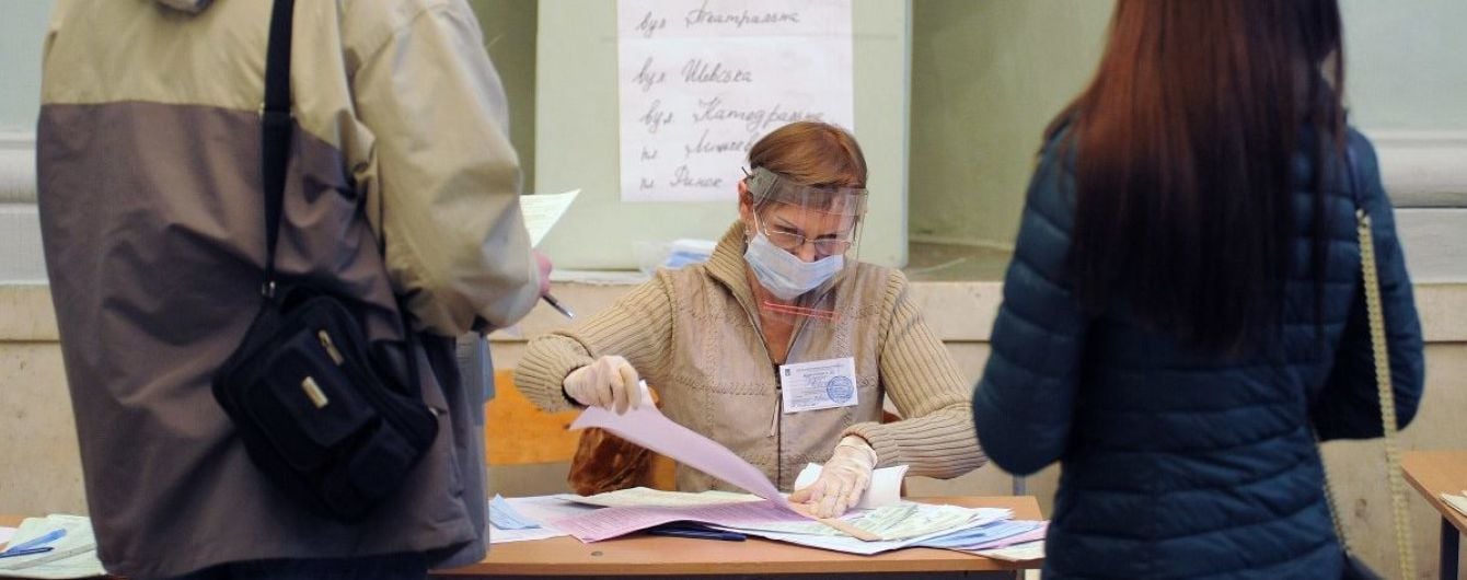 Вибори-2020 у Черкасах: попередні результати голосування, явка та порушення