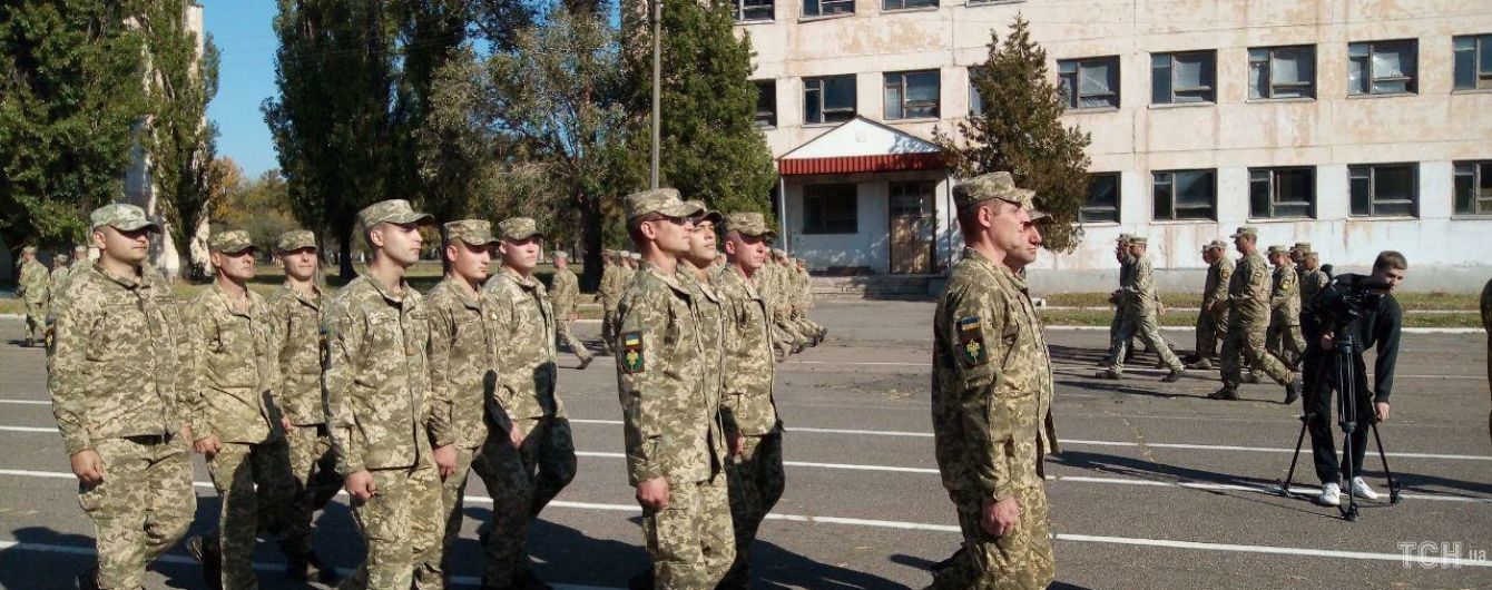 На військову службу до ЗСУ цьогоріч призвуть більше строковиків, аніж торік: названо кількість