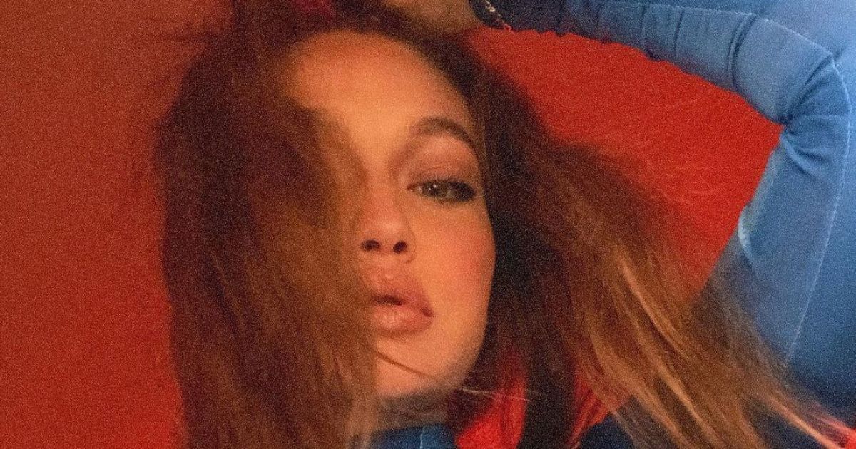 Малышка в образе Халка: Джиджи Хадид впервые показала свою полуторамесячную дочь