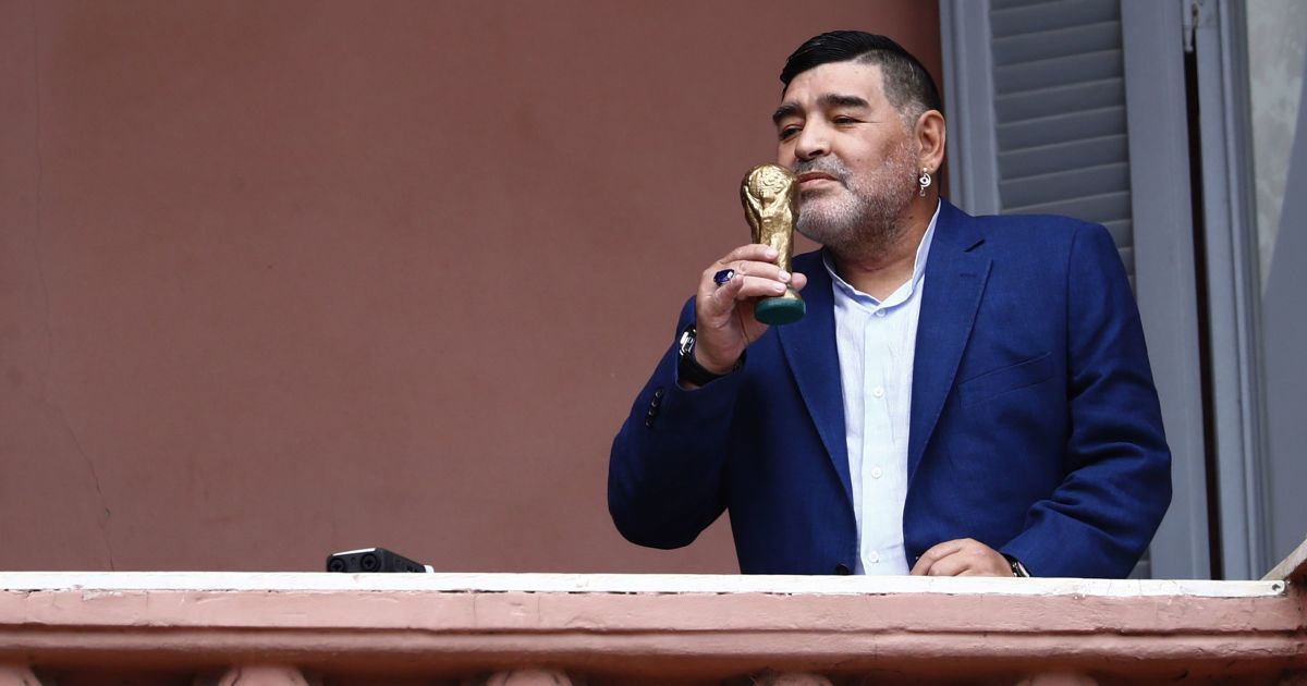 Нові подробиці розслідування смерті Марадони: за тиждень до сконання Дієго впав і вдарився головою