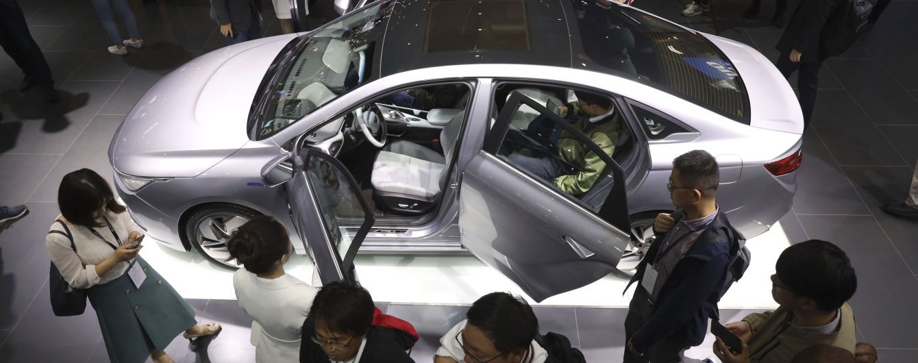 Стала відома ціна електрокара Geely білоруського виробництва