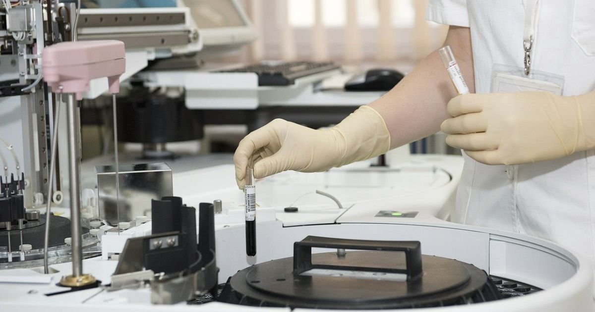 Мутований коронавірус вже фіксують у понад 20 країнах: ВООЗ збирає екстрену нараду