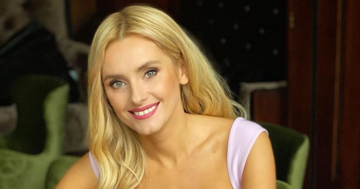 В куртке и банановой шапке: Ирина Федишин показала, что ей подарил муж