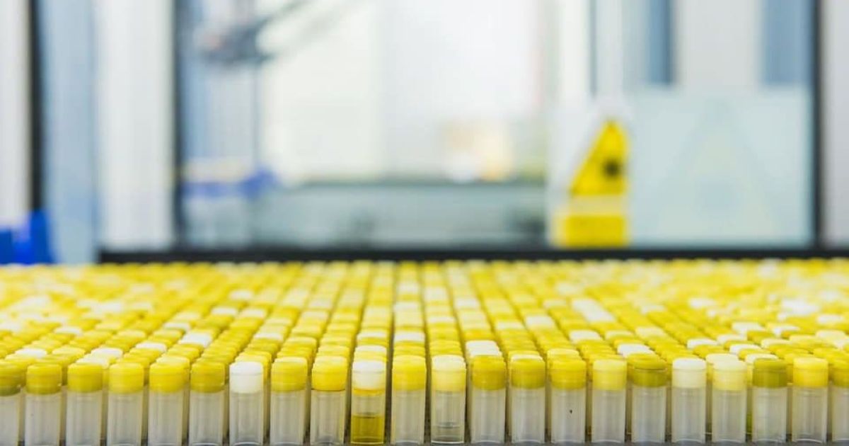 У США в найближчі тижні готові почати масову вакцинацію від коронавірусу