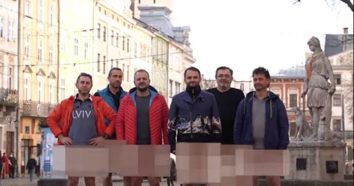Львівські ресторатори без штанів звернулись до урядовців щодо карантину вихідного дня