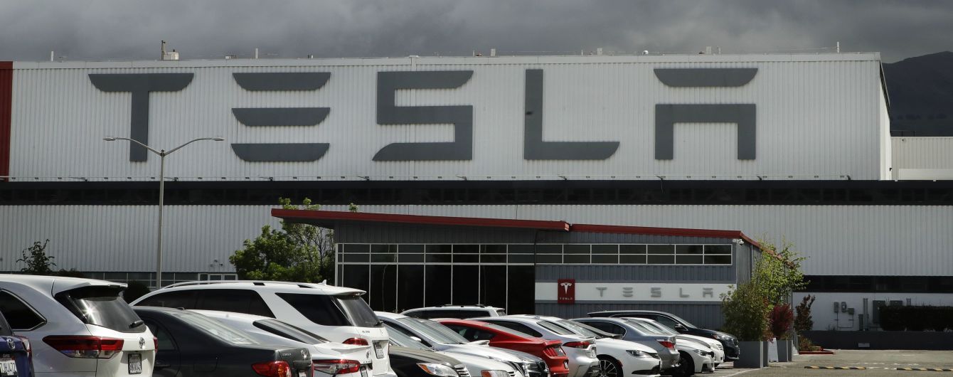 Tesla встановила рекорд за вартістю акцій
