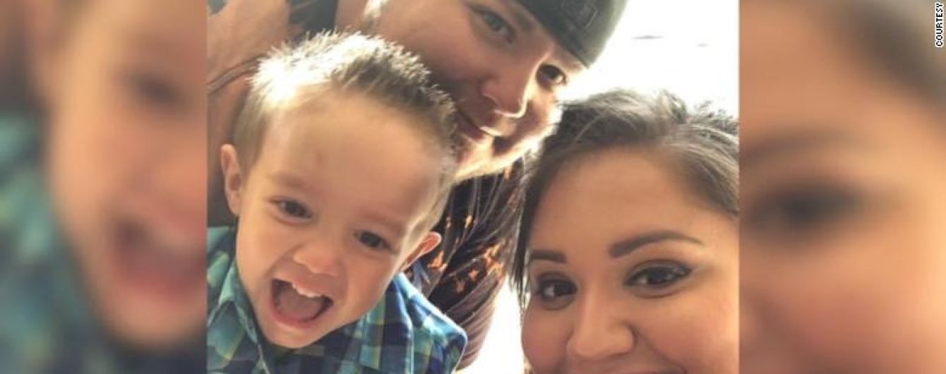 "Хочу быть ангелом на небе": в США 4-летний мальчик потерял обоих родителей из-за коронавируса
