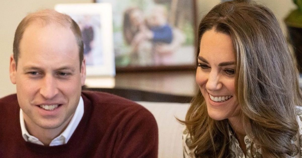 У блузі від Michael Kors і з красивим укладанням: герцог і герцогиня Кембриджські провели онлайн-зустріч