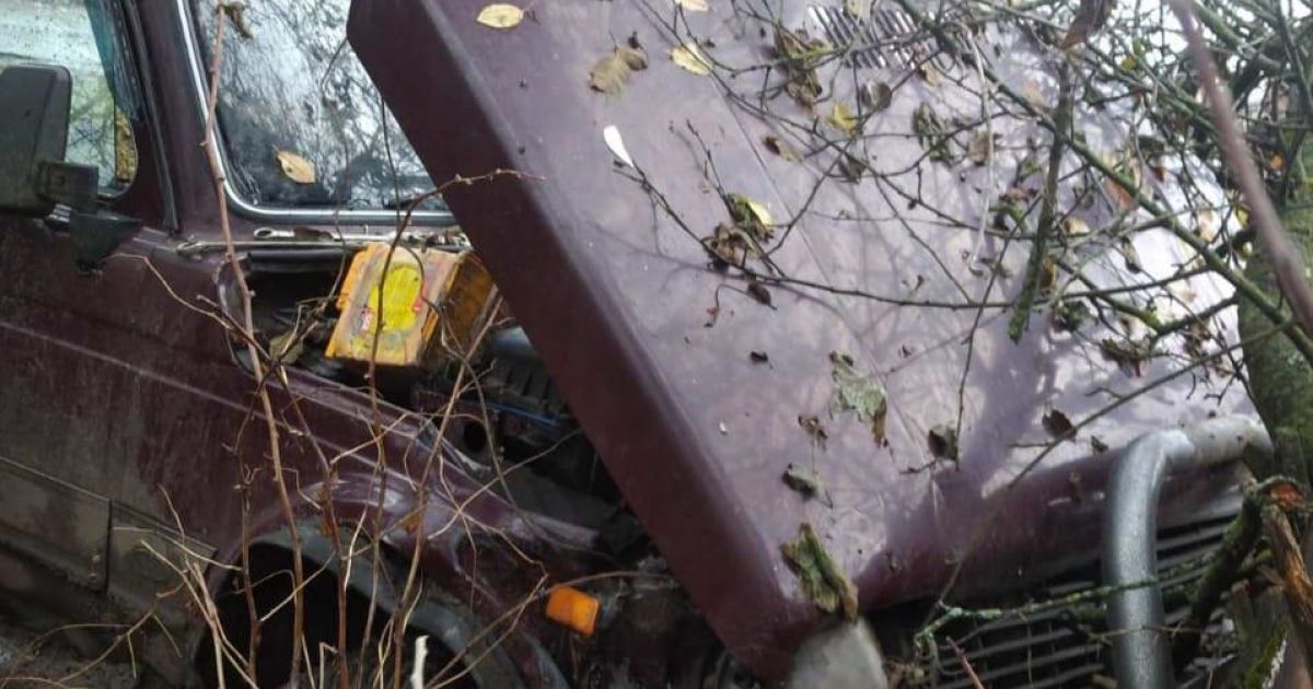 Під Харковом школяр за добу викрав три автівки і на усіх трьох потрапив у ДТП